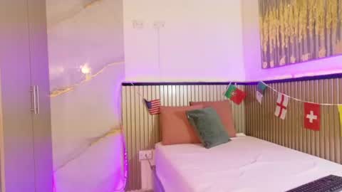 ANAIS online show from July 11, 7:16 pm
