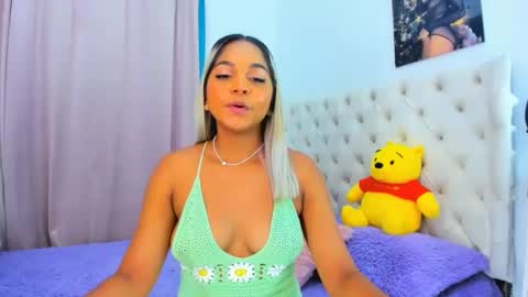 Analia online show from January 18, 2:36 am