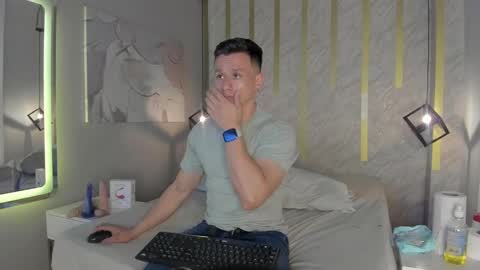 Andrew online show from January 2, 7:07 pm