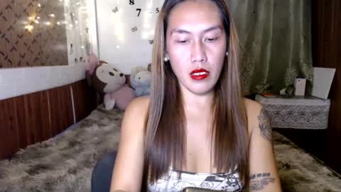 Snapshot of _angelari_ chatting on February 3, 12:57 pm Pearl online show from February 3, 12:57 pm