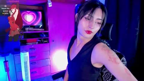 Angell Dustt  online show from March 13, 1:45 am