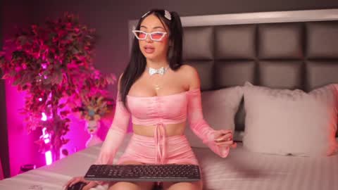 Anna online show from January 16, 8:25 pm