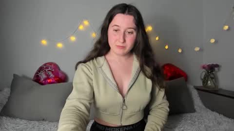 Anna online show from April 19, 6:10 pm