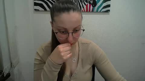 Snapshot of _annabelle_lee chatting on February 12, 2:45 pm Anna online show from February 12, 2:45 pm