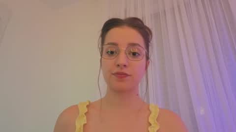 Anna online show from November 9, 7:01 pm