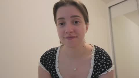 Anna online show from March 23, 1:48 pm