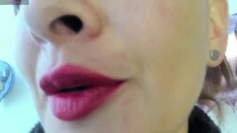 antonia online show from May 21, 1:18 pm