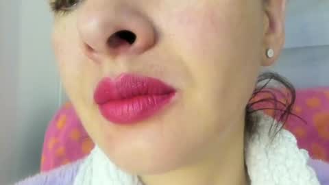 Snapshot of _antomouth_paradise chatting on July 9, 10:30 am antonia online show from July 9, 10:30 am