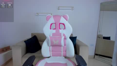    online show from March 18, 12:19 pm