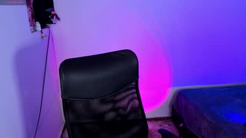 Aria online show from December 16, 2:49 am