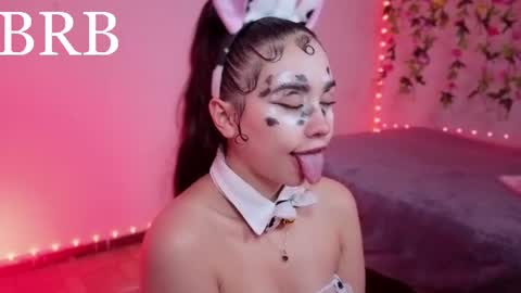 Snapshot of _ariiaa_ chatting on June 29, 1:01 am Aria online show from June 29, 1:01 am