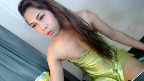 _asiancutie online show from July 28, 6:53 am