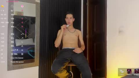 _axel_09 online show from May 15, 4:41 am