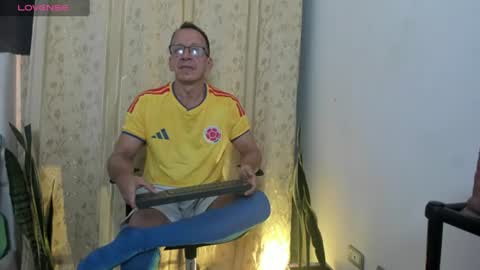 Axel online show from July 3, 11:38 am