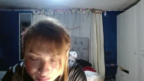 _azalea_65 online show from September 19, 2:13 am