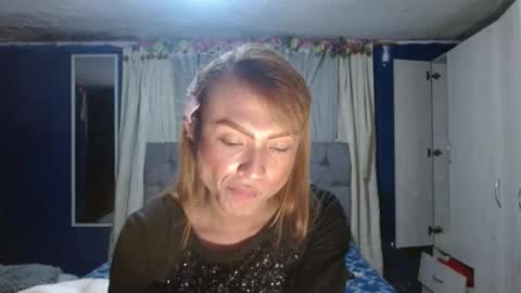 _azalea_65 online show from October 28, 2:37 am