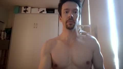 Snapshot of _b_h_c_ chatting on March 27, 4:18 am _b_h_c_ online show from March 27, 4:18 am