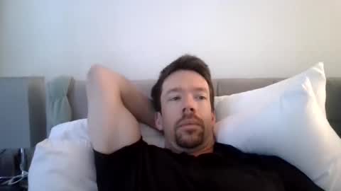 Snapshot of _b_h_c_ chatting on May 15, 7:32 pm _b_h_c_ online show from May 15, 7:32 pm