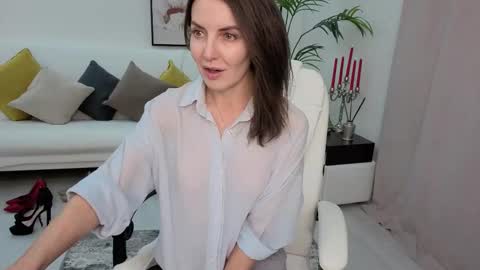 Beylly online show from January 18, 4:00 pm