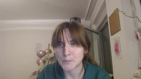 Snapshot of _biscotti_ chatting on February 25, 7:36 pm _biscotti_ online show from February 25, 7:36 pm