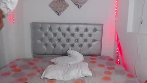 Andrew online show from December 4, 7:11 pm