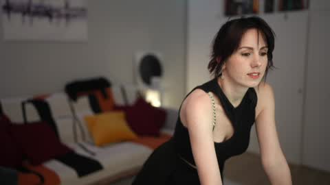 Snapshot of _blackbee_ chatting on November 4, 11:42 am Lili online show from November 4, 11:42 am