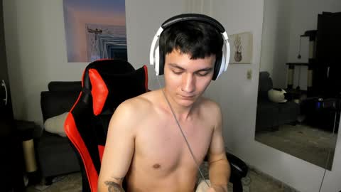 B L A K E online show from December 18, 6:21 am