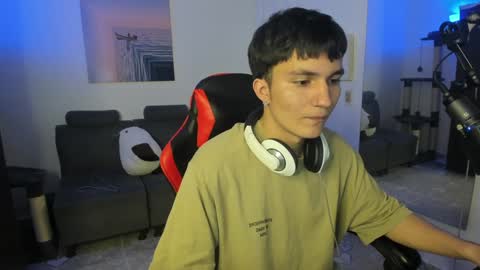 B L A K E online show from January 8, 2:14 am