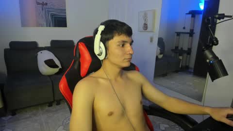 B L A K E online show from January 8, 6:31 am