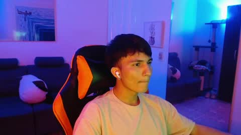 B L A K E online show from March 4, 6:37 am