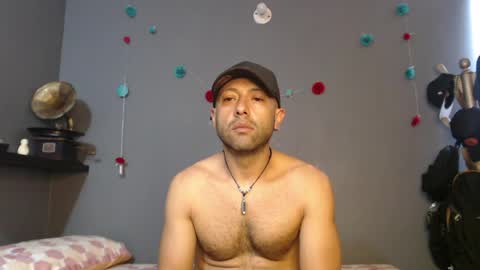 _bonnie__and_clyde online show from June 5, 8:14 pm