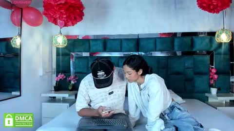 Snapshot of _bonnyandclyde chatting on February 21, 12:17 pm _bonnyandclyde online show from February 21, 12:17 pm