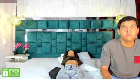 Snapshot of _bonnyandclyde chatting on February 23, 12:02 pm _bonnyandclyde online show from February 23, 12:02 pm