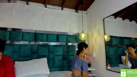 Snapshot of _bonnyandclyde chatting on May 24, 1:38 pm _bonnyandclyde online show from May 24, 1:38 pm