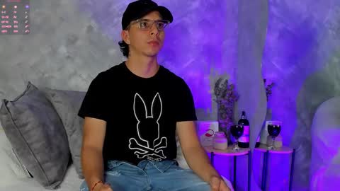 Snapshot of _bruno_bs chatting on October 22, 12:22 am BRUNO online show from October 22, 12:22 am