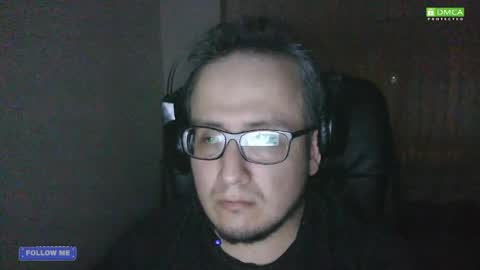 _buckle_ online show from May 6, 4:52 am