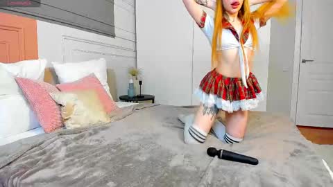 Stella online show from March 5, 1:42 am