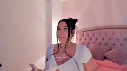Snapshot of _cailyn chatting on October 10, 9:58 pm cailyn  online show from October 10, 9:58 pm