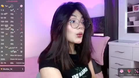   online show from October 22, 4:02 am