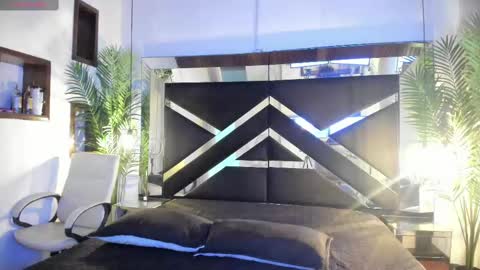 Candy online show from September 24, 6:00 pm