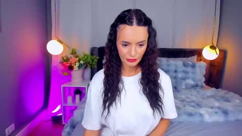 _carlawhite_ online show from April 29, 3:32 am