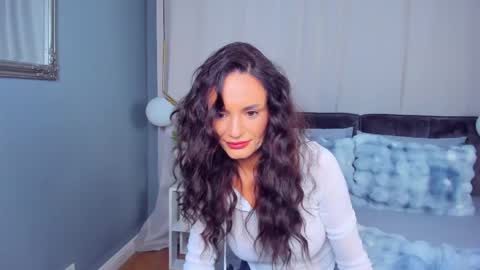 _carlawhite_ online show from May 10, 3:33 am