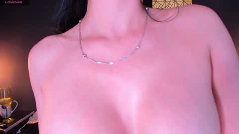 Carolina  online show from February 3, 6:07 pm