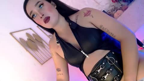 Caroline online show from February 11, 7:02 am