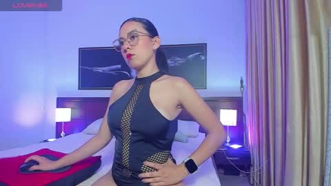 Cataleya online show from December 17, 1:33 am