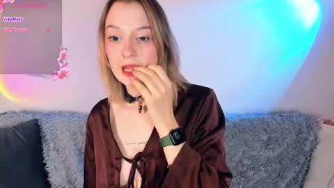 Christina Chris online show from October 11, 6:45 am