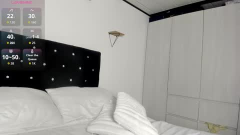 Bella  online show from March 6, 10:39 pm