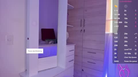 Snapshot of _charlotte_03 chatting on January 11, 6:35 pm _charlotte_03 online show from January 11, 6:35 pm