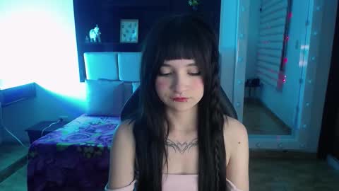 _charlotte_collins_ online show from February 7, 3:05 pm