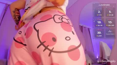 Snapshot of _cherrykingsley1 chatting on September 30, 2:05 am Cherrykingsley online show from September 30, 2:05 am